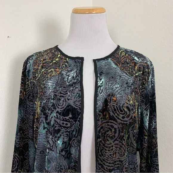 NWT Lularoe Elegant Stella Bolero Velvet Burnout Jacket Open Front Paisley - Picture 4 of 15